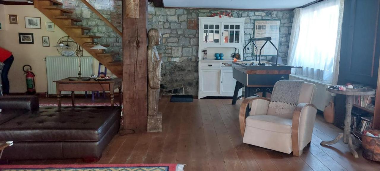 Вилла Le Moulin Des Aulnes Hamois Экстерьер фото